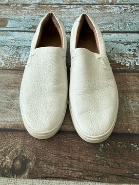 Frye Ivy Slip-On Leather Casual Shoes in Off-White Size 7